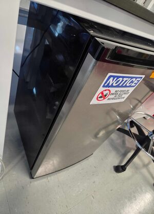 Supentown SPT Upright Refrigerator