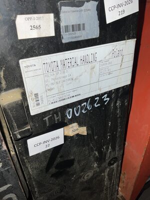 Toyota BT Staxio LPE200/6 Pallet Jack With Hawker Battery