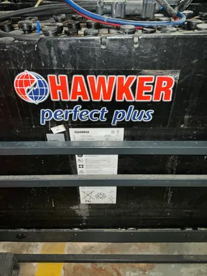 Distribución Eléctrica Hawker Inc 48V 4PZS620