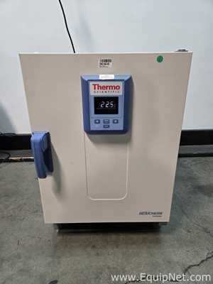 Incubadora Thermo Scientific Heratherm IGS60