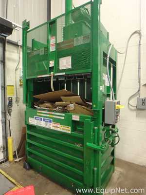 Enfardadeira PTR Baler and Compactor Company 3400HD