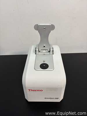 Thermo Scientific NanoDrop 2000 UV-Vis Spectrophotometer