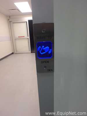 Lot of 5 Horton Automatics 2000B Automatic Sliding Doors