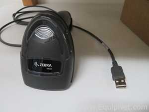 Escáner Zebra Technologies DS2208. Sin usar