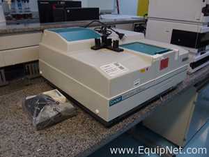Espectrofotómetro Varian Cary 100 Conc
