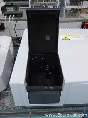 Espectrofotómetro Shimadzu RF-5301 PC