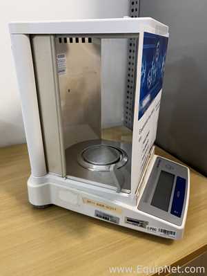 Lot of 5 Mettler Toledo Analytical Balances