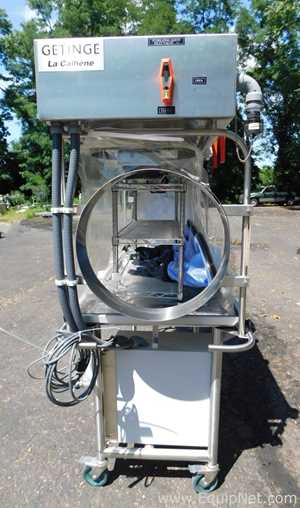 Getinge S3GP-30131-02 Glove Box Isolator