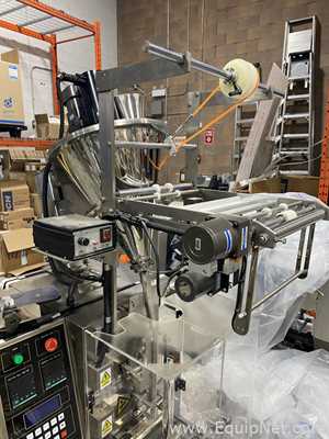 Máquina Vertical Formadora, Envasadora e Seladora Shanghai Develop Machinery Co. Ltd. DCF-300