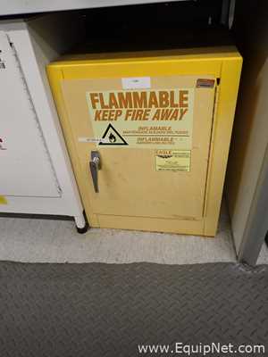 Eagle Manufacturing 1904 Flammable Safety Storage Cabinet