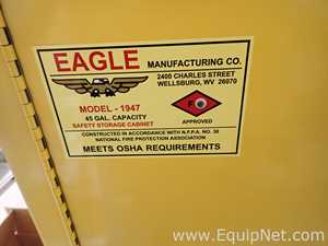 Armário de Armazenamento para Inflamáveis Eagle  Requisitos de Ar 45 GALS