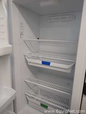 Frigidaire FFVU21F4QWB Freezer