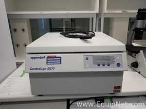 Centrífuga para Laboratórios Eppendorf 5810