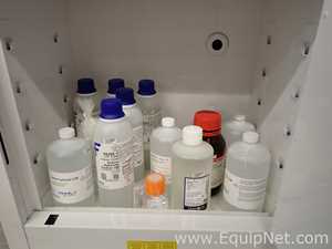 lote de  2 Armários de Armazenamento para Inflamáveis JustRite Requisitos de Ar 7 GALS