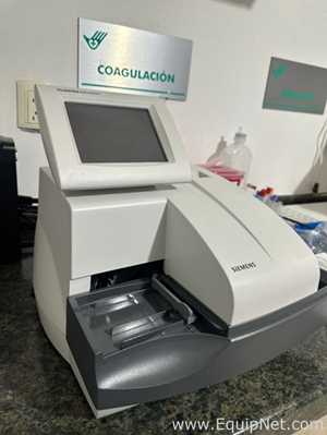 Siemens CLINITEK Advantus Chemistry Analyzer