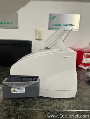 Siemens CLINITEK Advantus Chemistry Analyzer