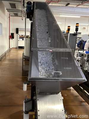 SIG Schweizerische HSL Sachet Filling and Sealing Machine with UHLMANN C2205 Cartoner