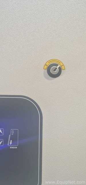 Campana de Ventilación y Flujo BioAir Aura Vertical SDV