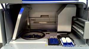 Qiagen QIAcube Analyzer