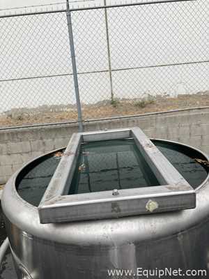 Tanque Acero inoxidable  .  100 Galones
