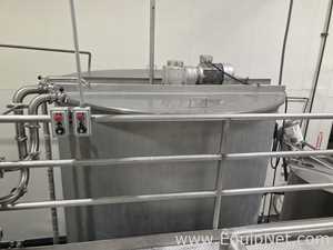 Tanque Acero inoxidable  .  3200 Galones