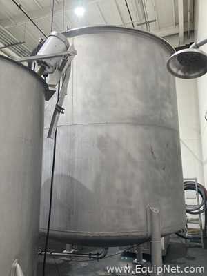 Tanque Acero inoxidable  .  3200 Galones