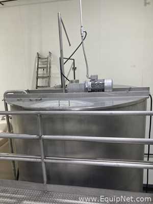 Approximately 3200 Gallon Stainless Steel Mixing Tank