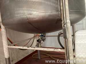 Tanque Acero inoxidable  .  1300 Galones