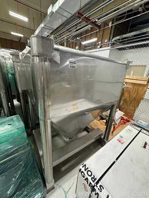 Lot of 3 Tote Systems Tanks