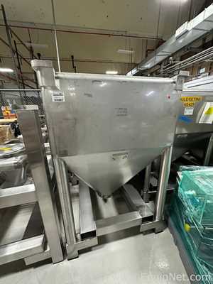 Lot of 2 Tote Systems Tanks