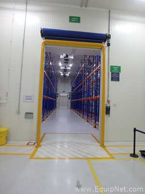 Dos Cuartos Refrigeracion Almacenamiento Acceso Caminando Fabricada Paneles Compartiiendo una Pared