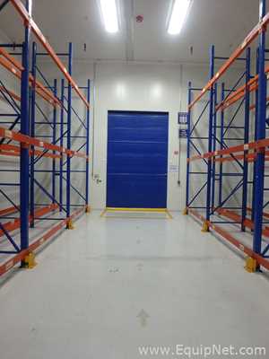 Dos Cuartos Refrigeracion Almacenamiento Acceso Caminando Fabricada Paneles Compartiiendo una Pared