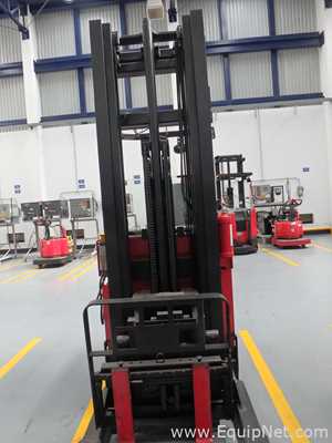 Raymond EASI R10TT Electric Fork Lift Truck