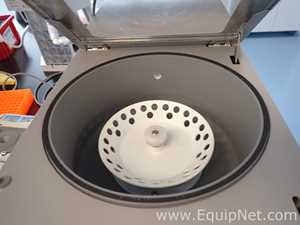 Thermo Scientific Savant SpeedVac DNA130 Vacuum Concentrator