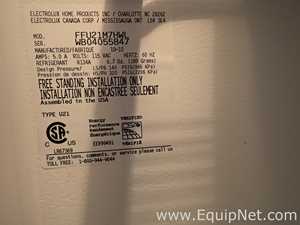 Congelador Frigidaire FFU21M7HWL
