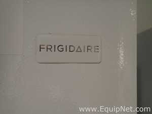 Congelador Frigidaire FFFU21M1QWF
