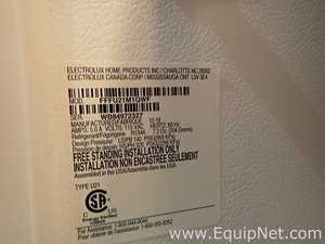 Congelador Frigidaire FFFU21M1QWF