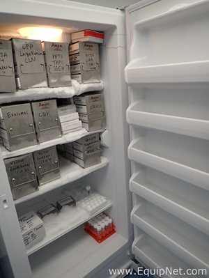 Congelador Frigidaire FFFU21M1QWF
