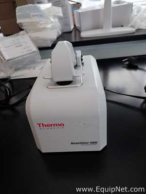 Espectrofotômetro Thermo Scientific NanoDrop 2000