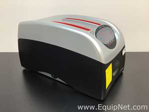 Invitrogen BenchPro 2100 Plasmid Processing Station