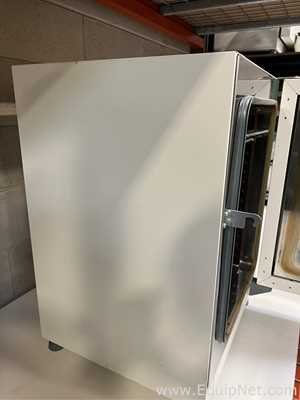 Estufa para Laboratórios Thermo Scientific Heratherm OMS60