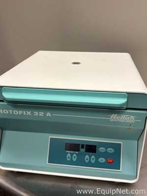 Centrífuga para Laboratórios Hettich Rotofix 32A