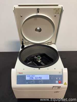 Centrífuga para Laboratórios Thermo Scientific Sorvall ST 8