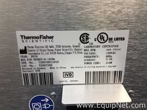 Centrífuga para Laboratórios Thermo Scientific Sorvall ST 8