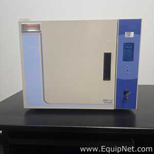 Thermo Scientific 3403 Midi 40 CO2 Incubator