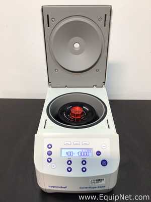 Centrífuga para Laboratórios Eppendorf 5425
