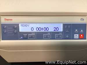Thermo Scientific Sorvall ST 8R Refrigerated Benchtop Centrifuge