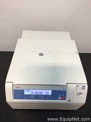 Thermo Scientific Sorvall ST 8R Refrigerated Benchtop Centrifuge