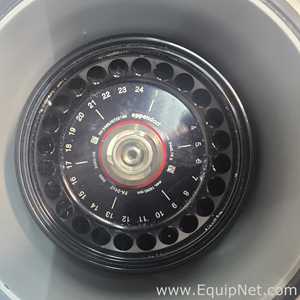 Centrífuga para Laboratórios Eppendorf Centrifuge 5425
