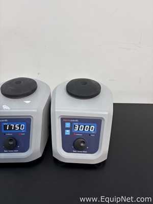 lote de  2 Misturador para Laboratórios Thermo Scientific 88882011